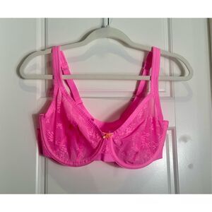 Cacique NWOT bra size 34F bright pink lace t-shirt bra